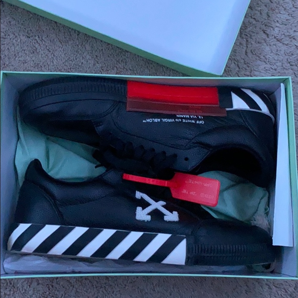 Off white Shoes